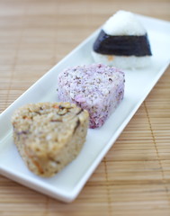 Japanese cuisine, onigiri