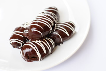 chocolate balls, dessert