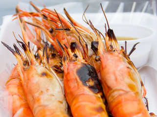 Grilled shrimp and seafood sauce