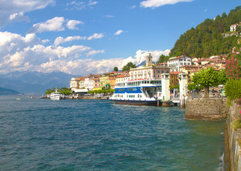 Fototapeta na wymiar Glimpse of Bellagio, Jezioro Como