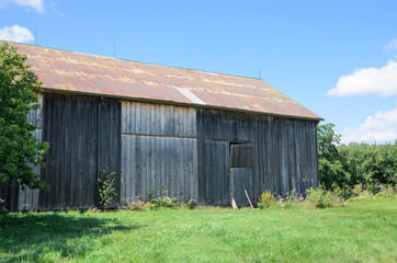 Fototapeta na wymiar Traditional Barn