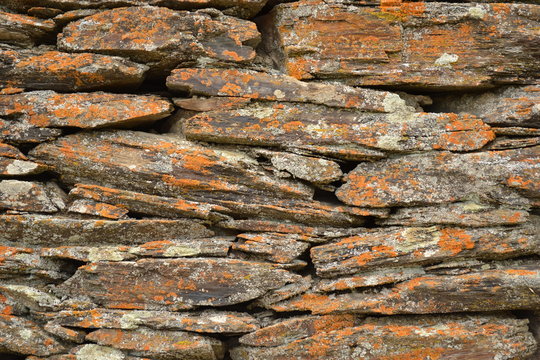 Древняя стена