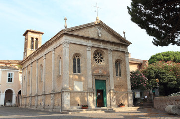 Fototapeta na wymiar the church of Santa Aurea
