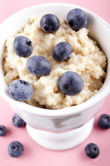 porridge with organic blueberries