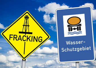 Wasserschutzgebiet und Fracking mit Wolken