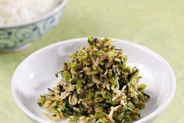 野沢菜ちりめんじゃこ・ご飯