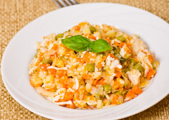 fresh salad with chicken and vegetables