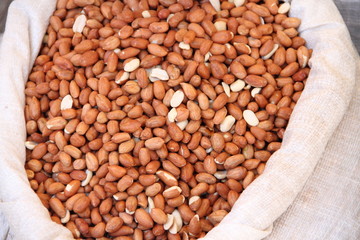 ein Sack voller leckerer Nüsse