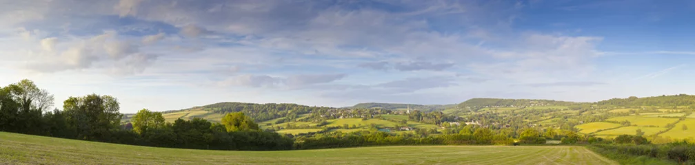 Zelfklevend Fotobehang Idyllic rural landscape, Cotswolds UK © travelwitness