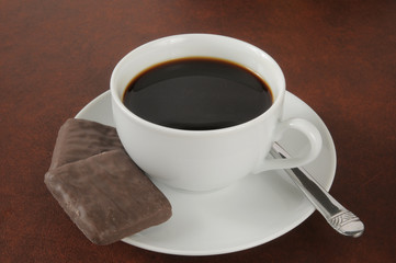 Coffee with mint cookies