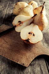 Obraz na płótnie Canvas fresh pears