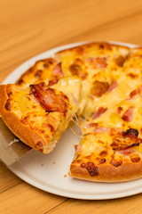 Pizza with ham