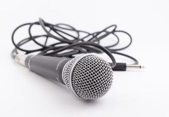dynamic microphone