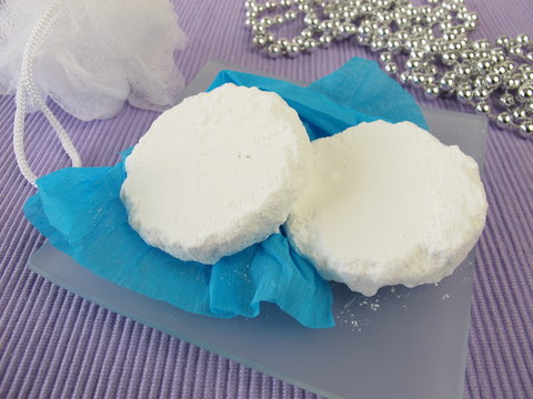 Selbstgamachte Bade-Brausetabletten