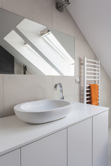 Urban apartment - round sink