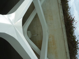 Valence - Hemisferic