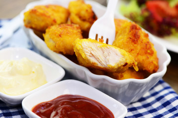 Hähnchen Nuggets