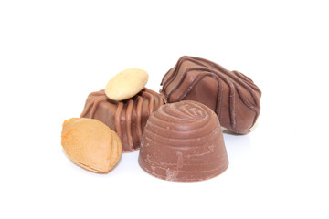 Praline schokolade sorten und Madel isoliert
