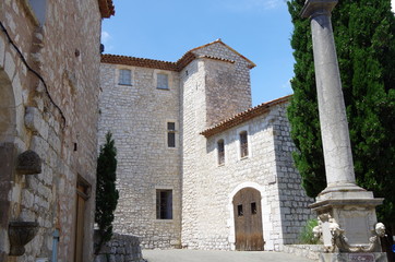 グルドン　Gourdon