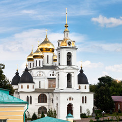 Fototapeta na wymiar assumption cathedral of Dmitrov Kremlin, Russia