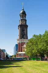 Obraz premium Michaeliskirche in Hamburg
