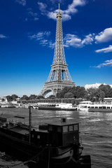la Tour Eiffel dalla Senna