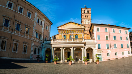 Fototapeta na wymiar Roma, Basilica Santa Maria in trastevere