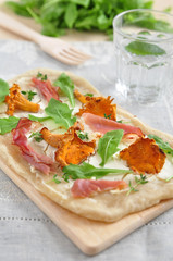 Eierschwammerl Flammkuchen