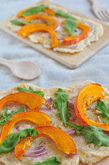 Kürbis Flammkuchen