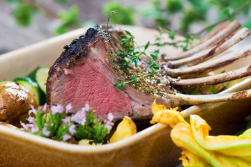 Grilled Rack of Lamb chops with potatoes an vegetables