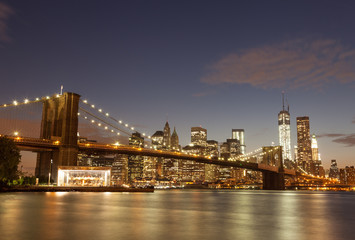 Obraz na płótnie Canvas Brooklyn Bridge w Nowym Jorku