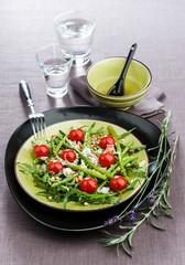 Vegetable salad with honey