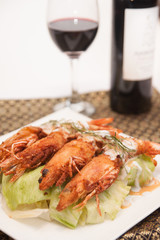 Deep fried prawn with Thai curry.