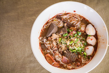 Thai noodle with pork