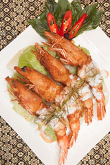 Deep fried prawn with Thai curry.