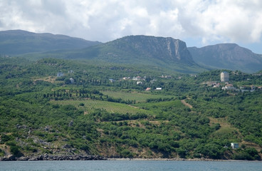 Fototapeta na wymiar Krajobraz Morza Czarnego i gór