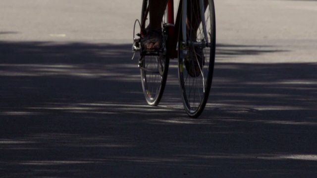 V&eacute;lo au ralentie. Slow Motion