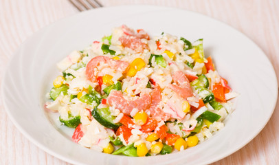 Fresh salad with shrimps and vegetables