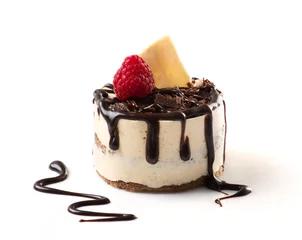 Keuken foto achterwand Dessert cake met chocolade en framboos