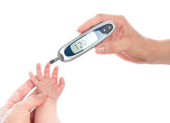 Measure child glucose level blood test diabetes