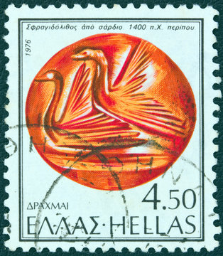 Sealing stone from 14th century BC shows birds (Greece 1976)