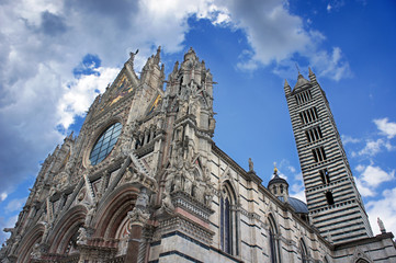 Fototapeta na wymiar Duomo Siena, Toskania, Włochy. Siena katedra