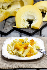 Macaroni with pumpkin sauce