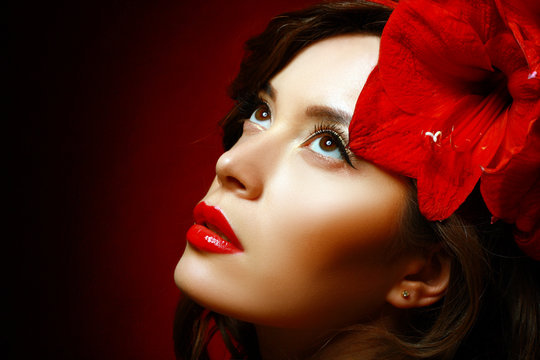 Fashion Brunette Girl