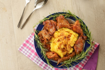 Coniglio con polenta