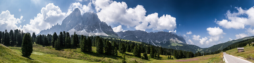 Fototapeta na wymiar Dolomity panorama