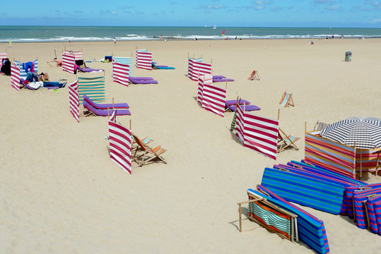 Paravents de plage et matelas