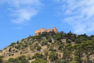 Fototapeta na wymiar Monte Pellegrino e Castell'Utveggio