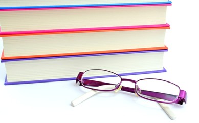 okulary i książki