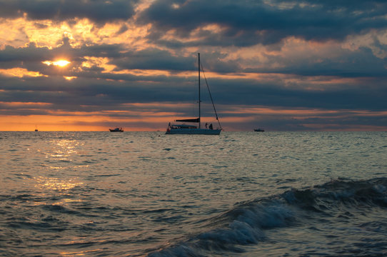 Fototapeta The Black Sea coast at sunset